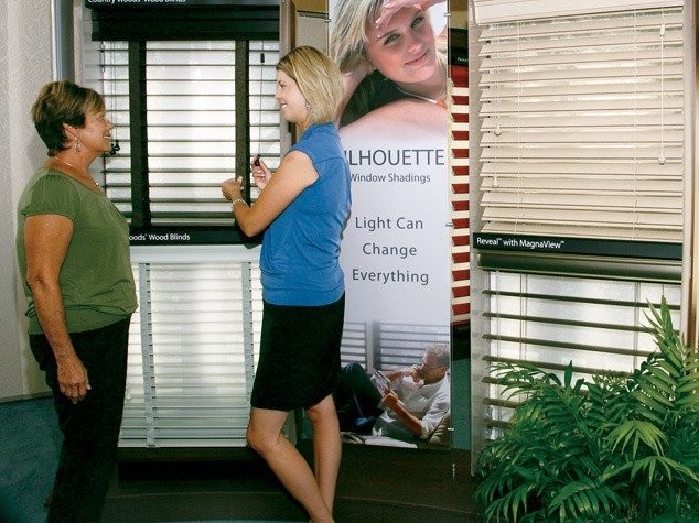 Hunter Douglas Dealer Image